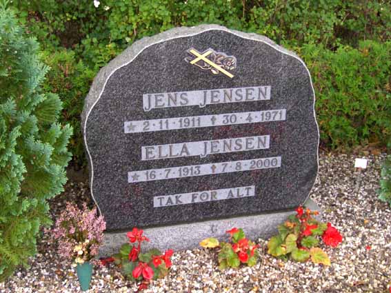 Billede af gravsten på Ikast Østre Kirkegård