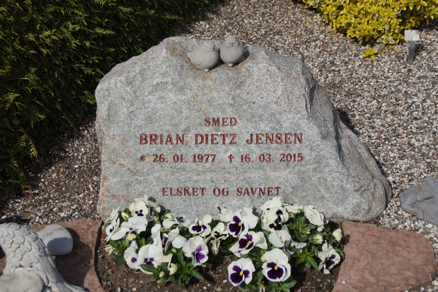 Billede af gravsten på Ringkøbing Kirkegård