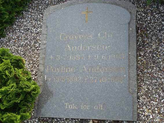 Billede af gravsten på Ringkøbing Kirkegård