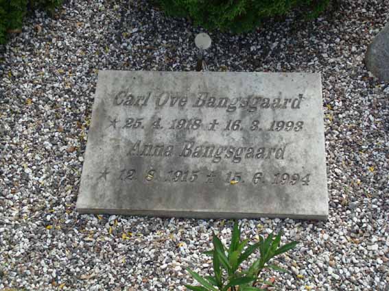 Billede af gravsten på Ringkøbing Kirkegård